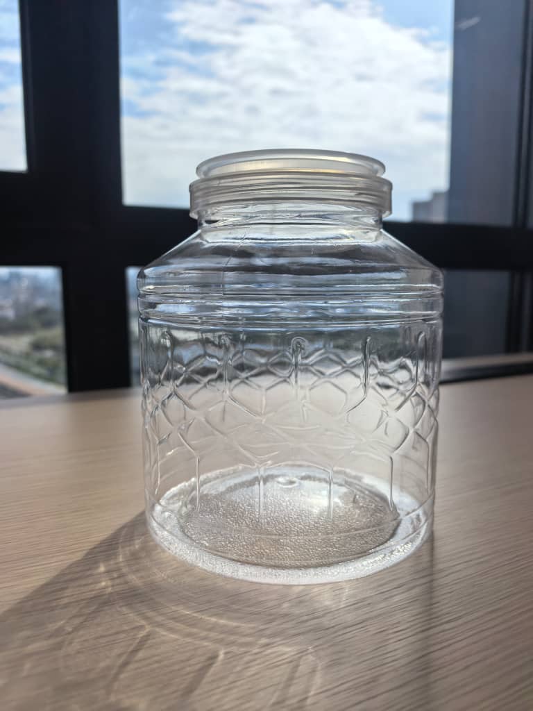 Kitchen plastic jars