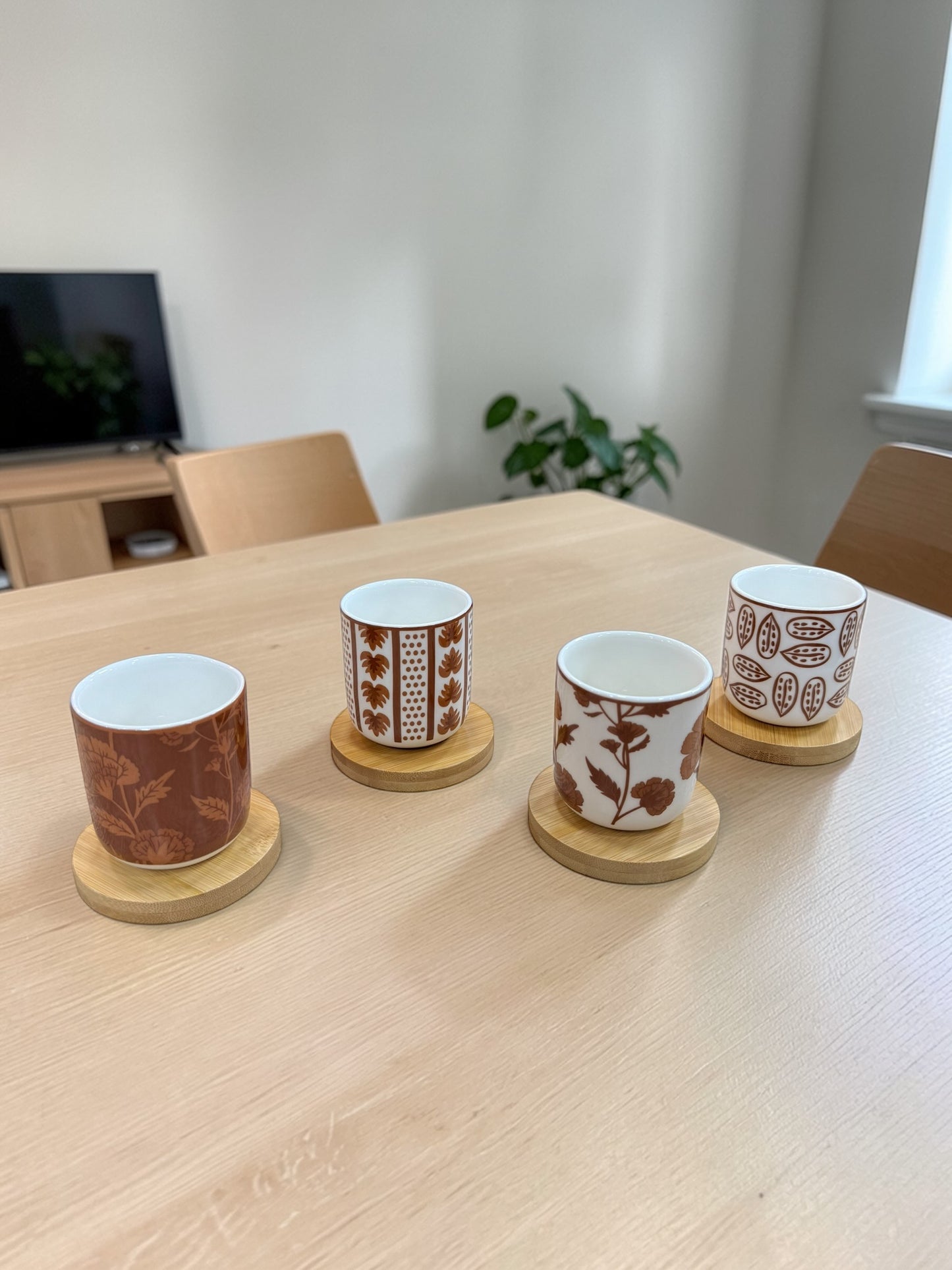 Espresso cups with wooden plates 4 pcs set
