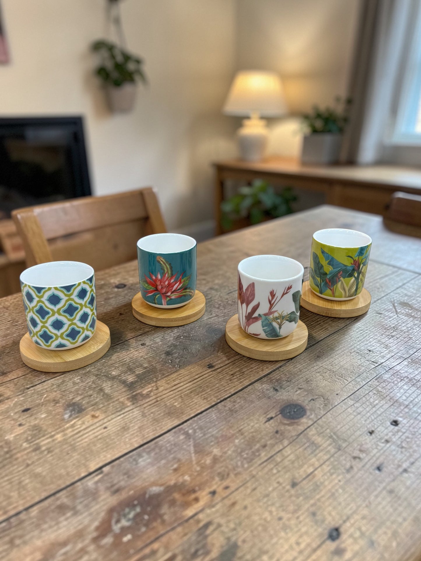Espresso cups with wooden plates 4 pcs set